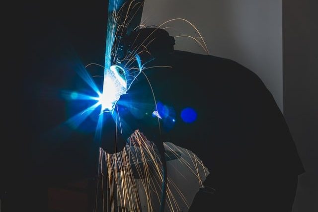 welding-9370143_640